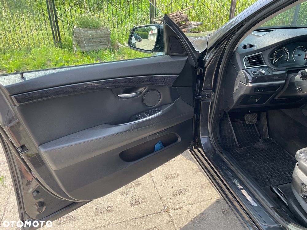BMW 5GT 530d - 12