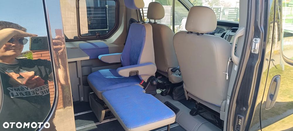 Opel Vivaro - 12