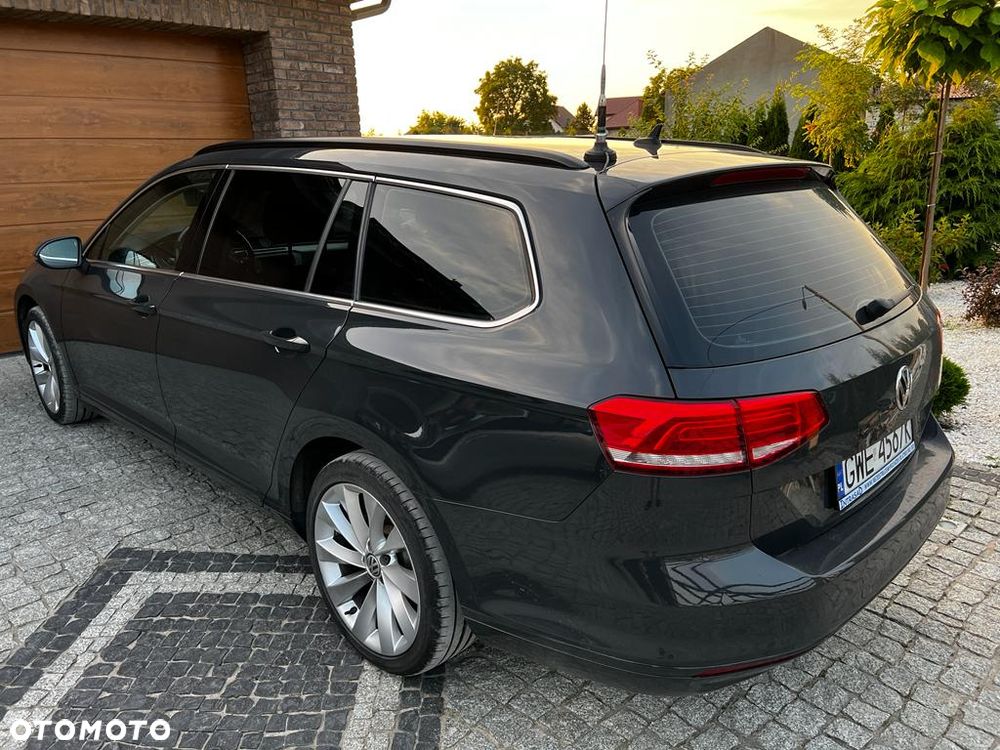 Volkswagen Passat 2.0 TDI SCR DSG Comfortline - 3
