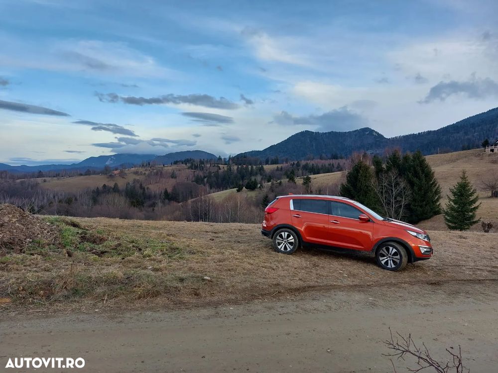 Kia Sportage 2.0 CRDI 2WD Spirit - 5