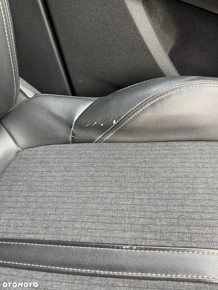 Peugeot 5008 PureTech 180 EAT8 Stop & Start GT Pack - 23