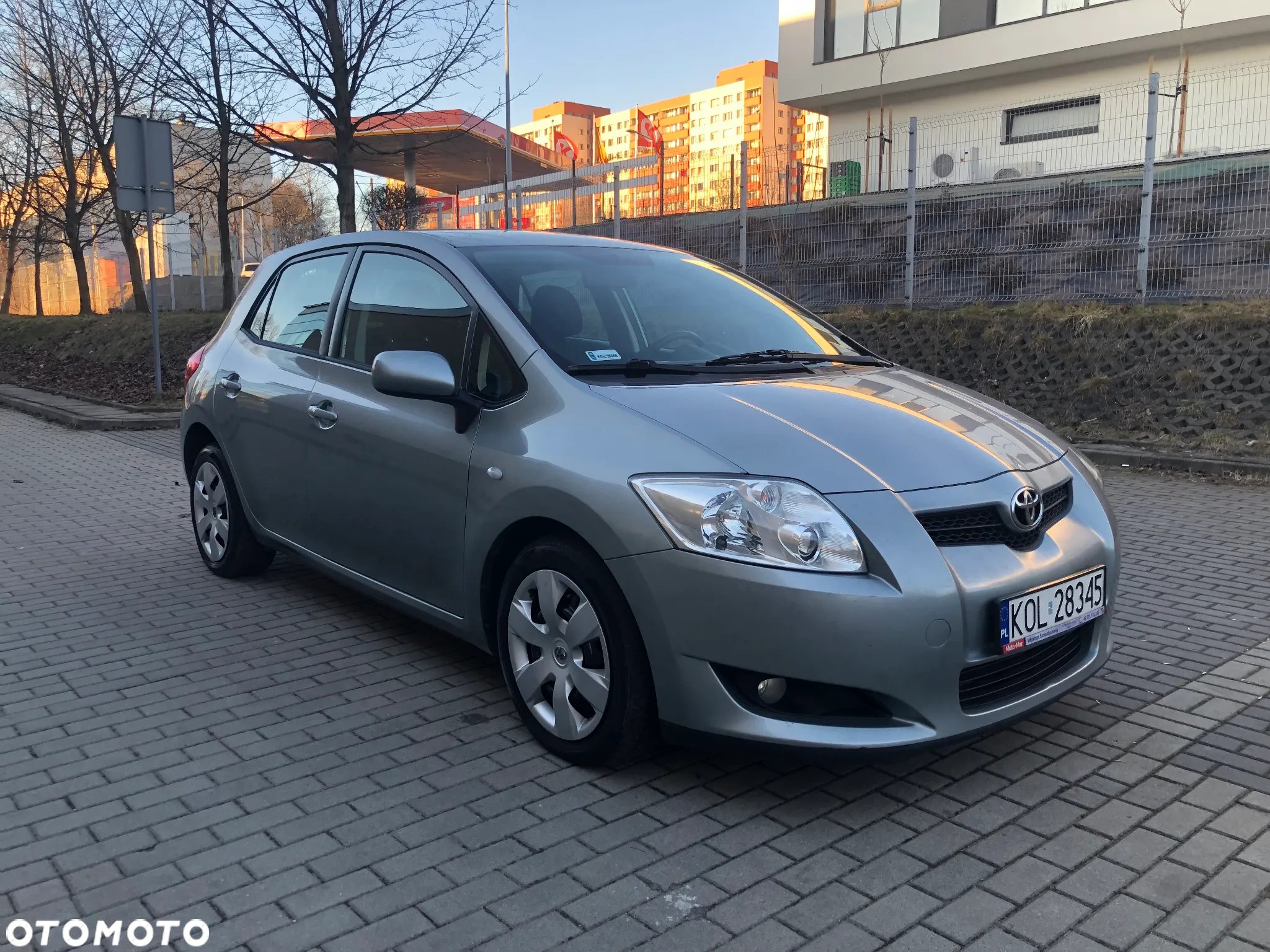 Toyota Auris 2.0 D-4D Luna - 2