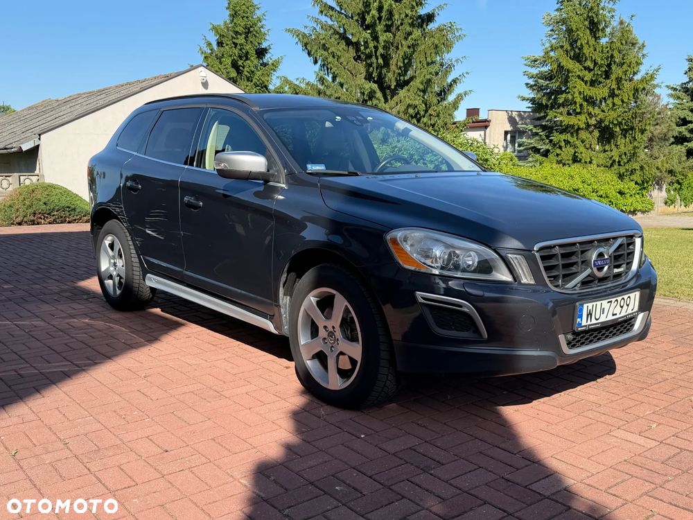 Volvo XC 60 DRIVe R-Design - 23