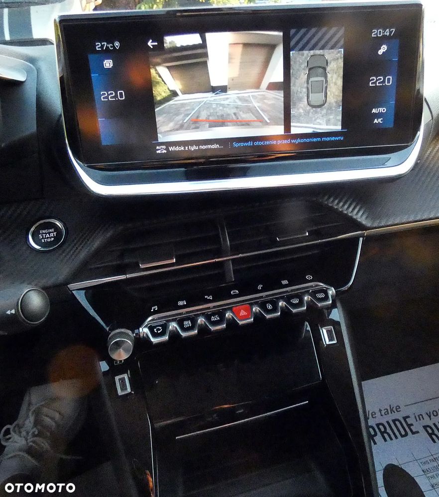 Peugeot 2008 1.2 PureTech Allure S&S EAT8 - 28