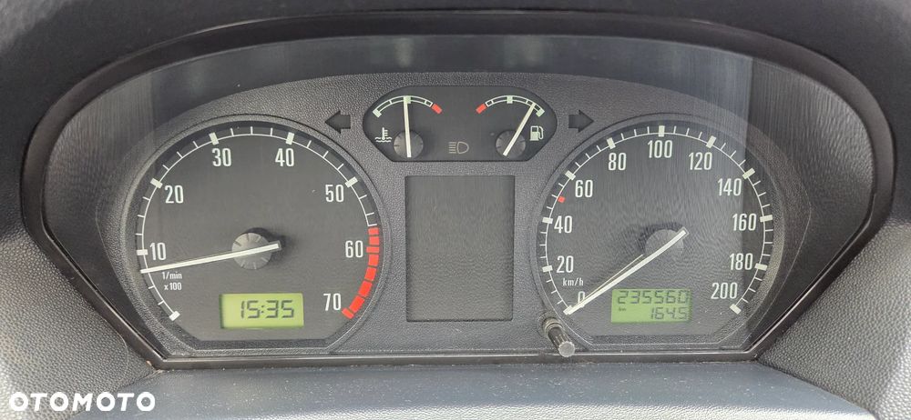 Skoda Fabia 1.2 HTP Classic - 28