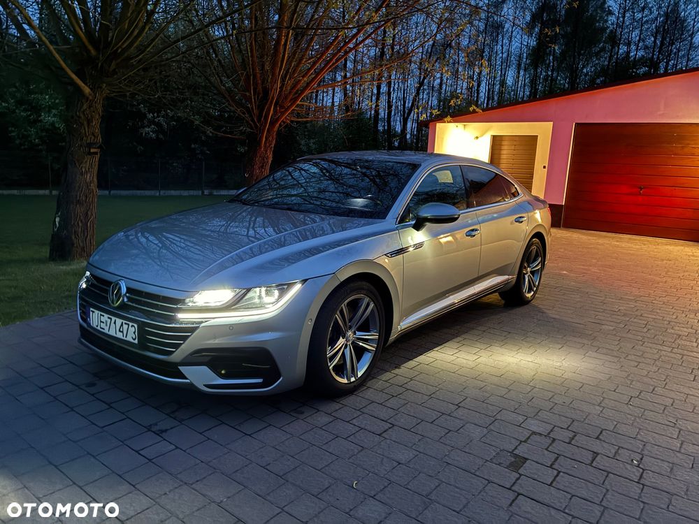 Volkswagen Arteon 2.0 TDI Bi-Turbo SCR 4Mot R-Line Edition DSG - 12
