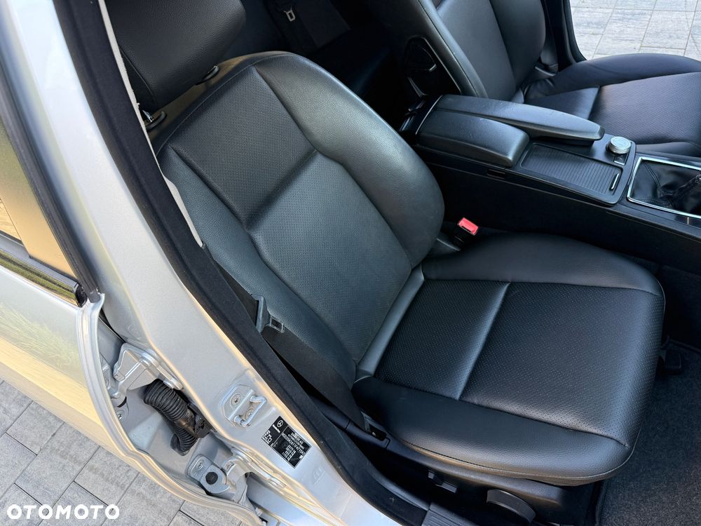Mercedes-Benz Klasa C 200 Kompressor Avantgarde - 23