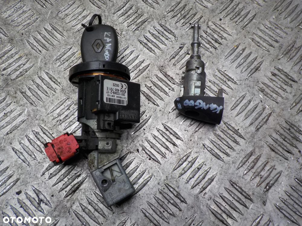 RENAULT KANGOO II STACYJKA WKŁADKA KLUCZYK 8200405701E - 1