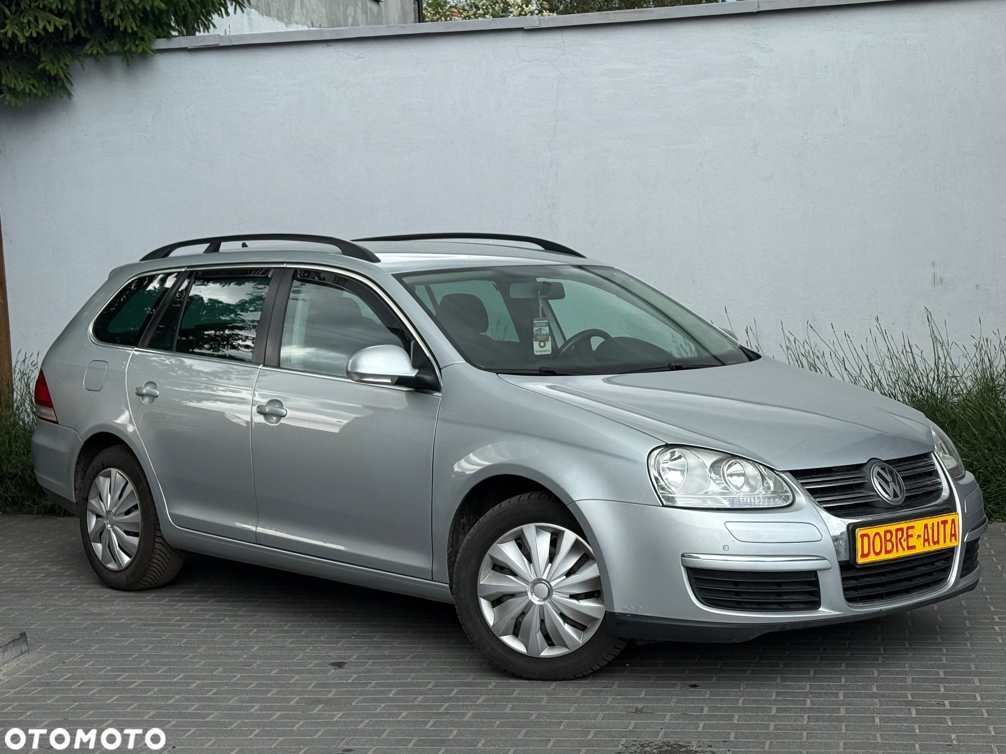 Volkswagen Golf V 1.6 Comfortline - 24