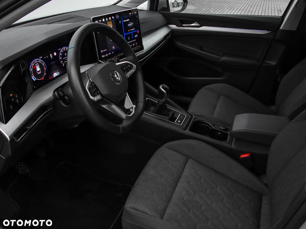 Volkswagen Golf VIII 1.5 TSI Life - 10