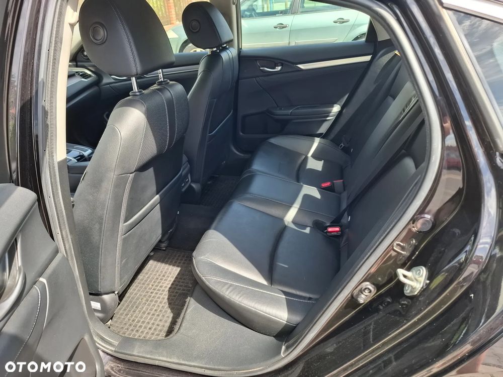 Honda Civic 1.5 T Executive - 15