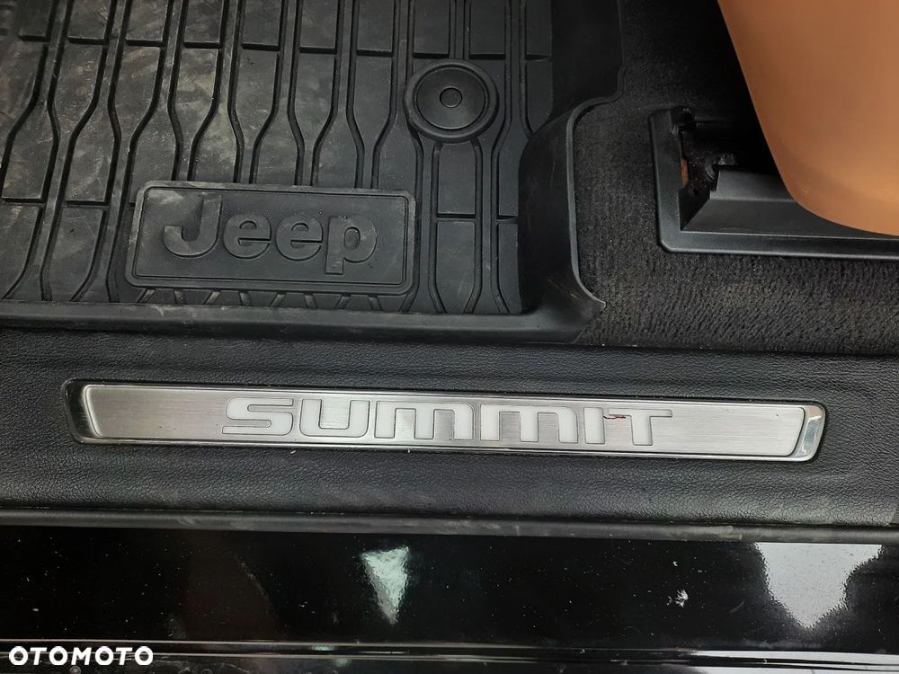 Jeep Grand Cherokee 5.7 V8 HEMI 4WD Automatik Summit - 17