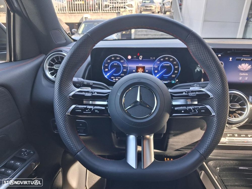 Mercedes-Benz EQB 250+ AMG Line - 23