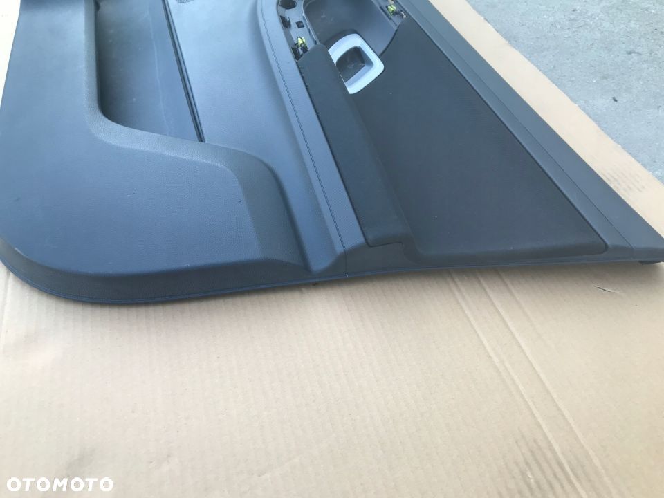 Tapicerka SKODA ROOMSTER boczek drzwi prawych przednich 5J7867012 - 3