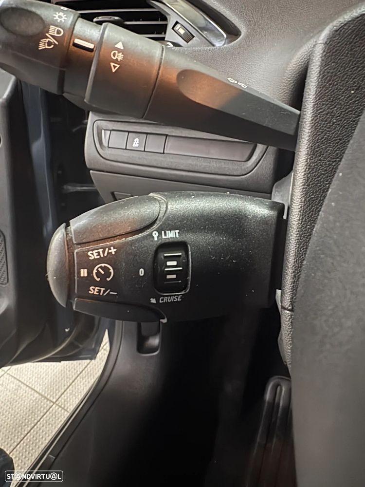 Peugeot 208 1.6 BlueHDi Active - 20