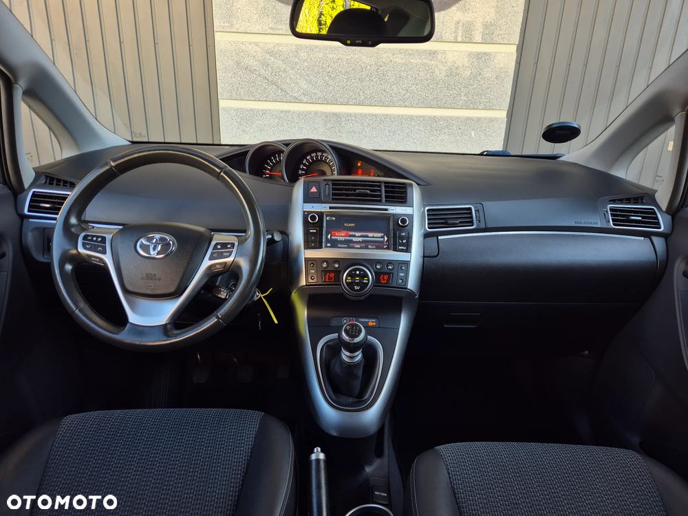 Toyota Verso 1.8 Premium - 7