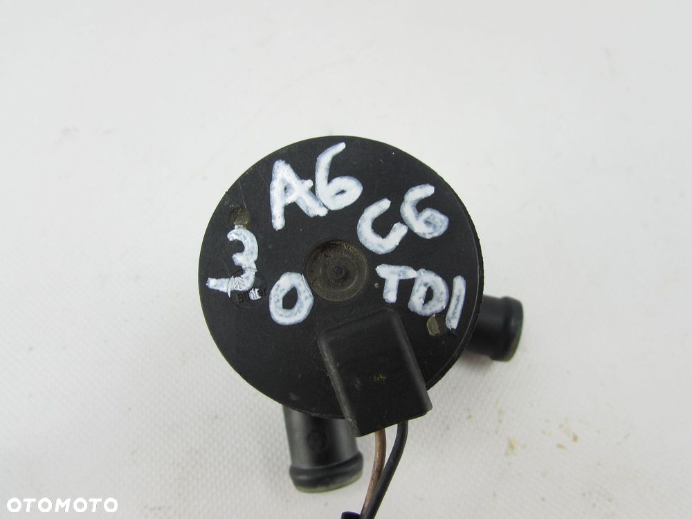 AUDI A6 C6 04-11 3.0 TDI DODATKOWA POMPA OBIEGU WODY 9005470E - 7