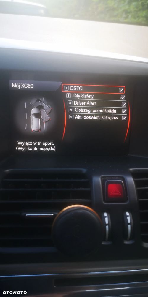 Volvo XC 60 D5 AWD Summum - 11