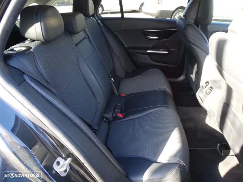 Mercedes-Benz C 220 d Avantgarde - 21