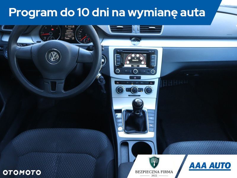 Volkswagen Passat Variant - 9