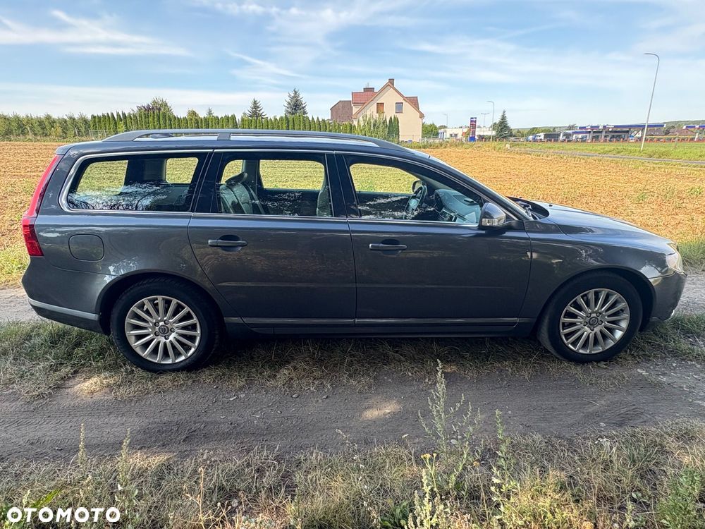 Volvo V70 D4 AWD Summum - 9