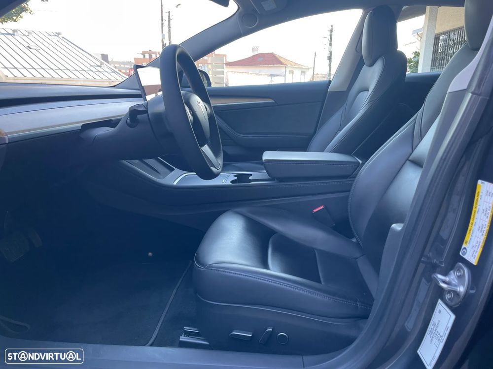 Tesla Model 3 Standard RWD - 19