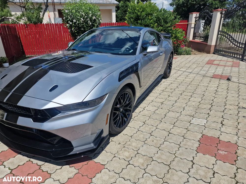 Ford Mustang - 5