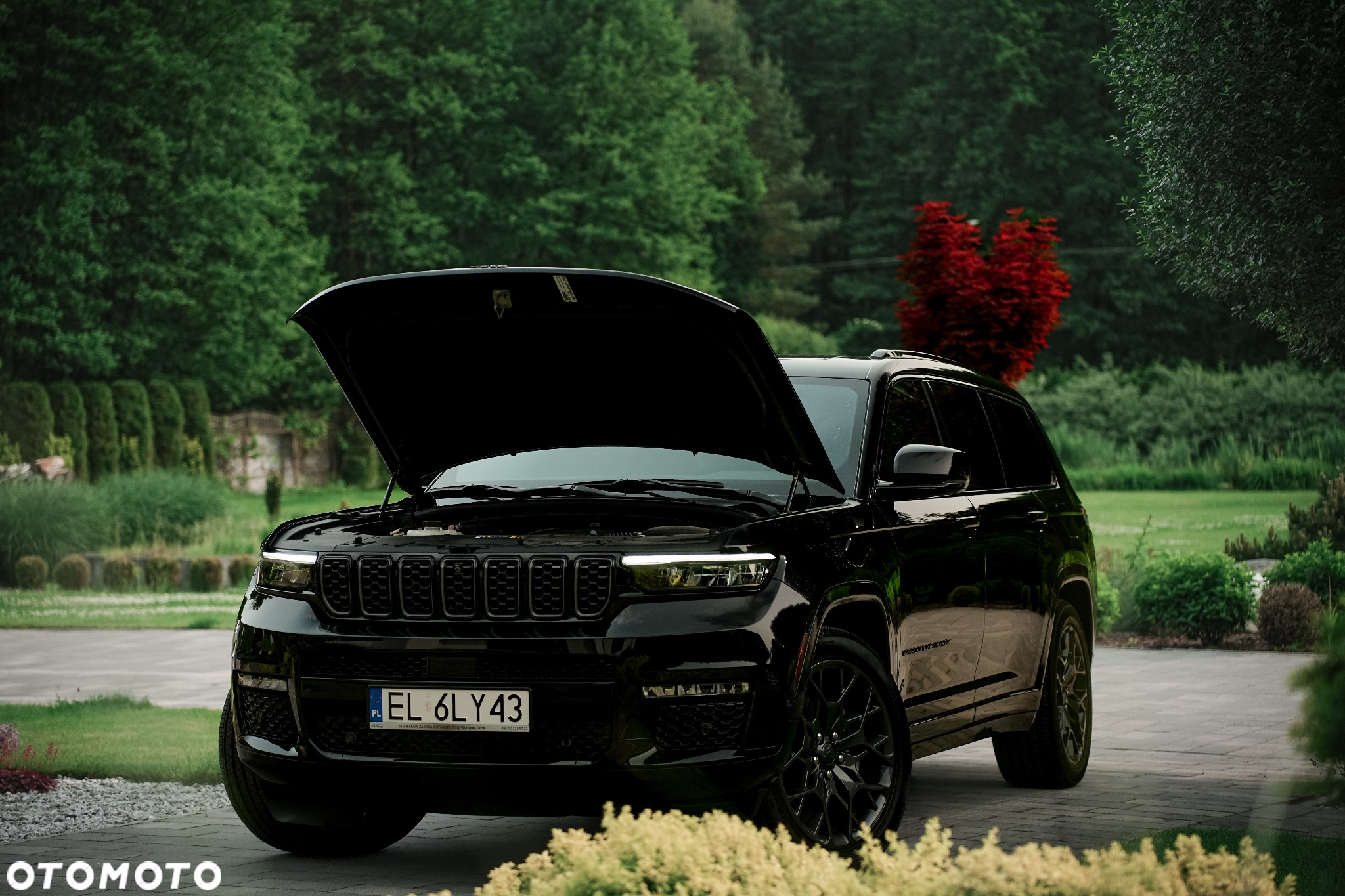Jeep Grand Cherokee - 19