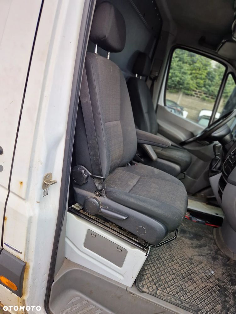 FOTEL PRAWY MERCEDES SPRINTER 906 VW CRAFTER - 3
