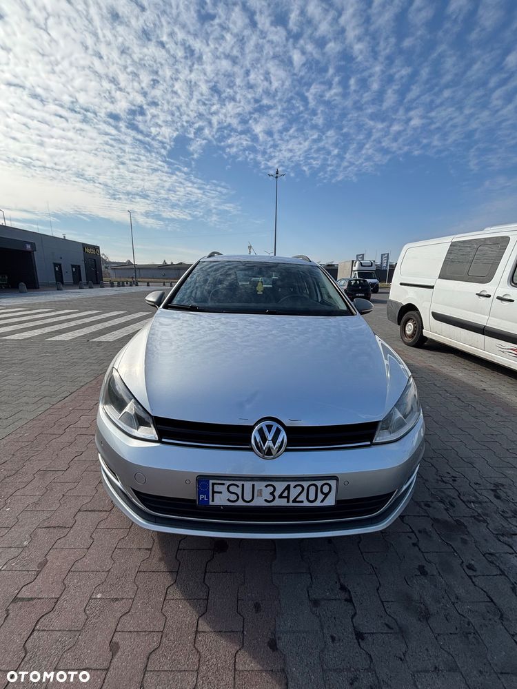 Volkswagen Golf 1.6 TDI Highline DSG - 11