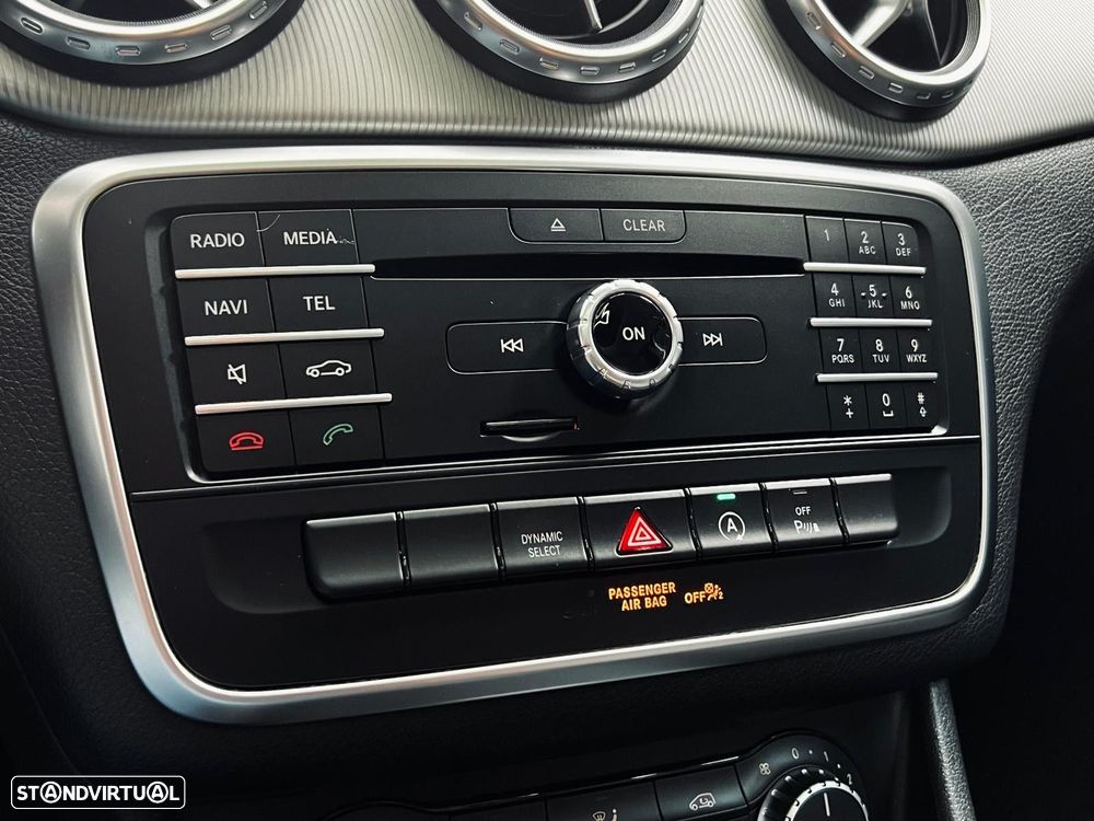 Mercedes-Benz GLA 180 CDI Urban Aut. - 25