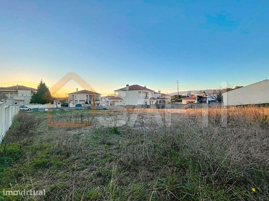 Lote para construção de moradia em Torres Novas, Santarém - Grande imagem: 2/18