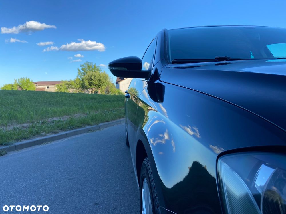Volkswagen Passat 2.0 TDI Highline DSG - 8