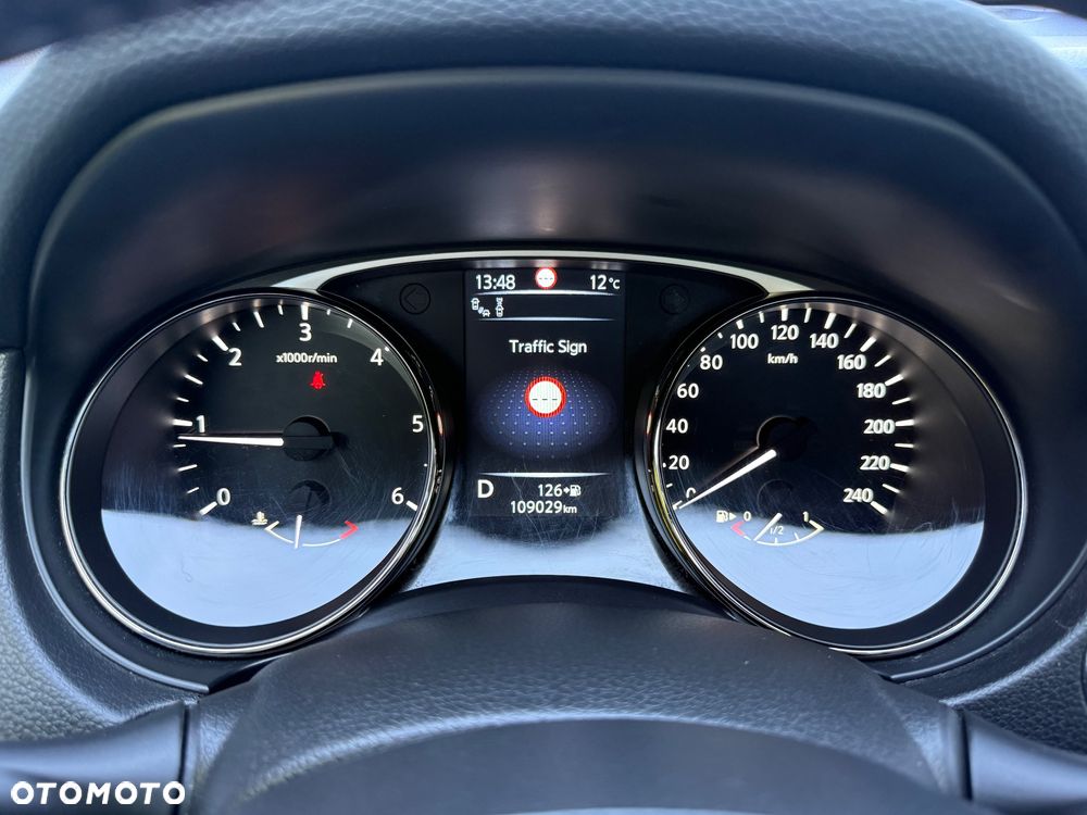 Nissan X-Trail 1.6 DCi Tekna 2WD Xtronic 7os - 14