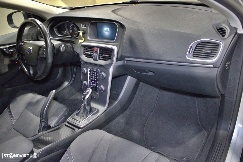 Volvo V40 Cross Country 2.0 D2 Kinetic Geartronic - 14