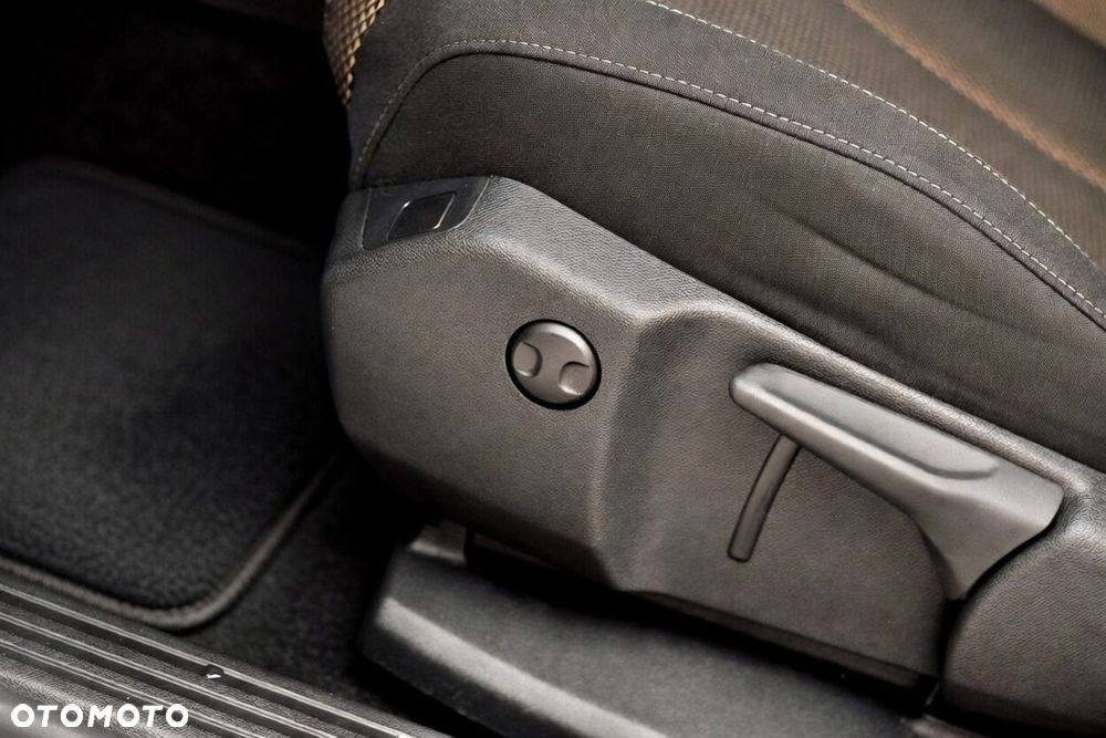 DS Automobiles DS 7 Crossback 1.5 BlueHDi Bastille - 26