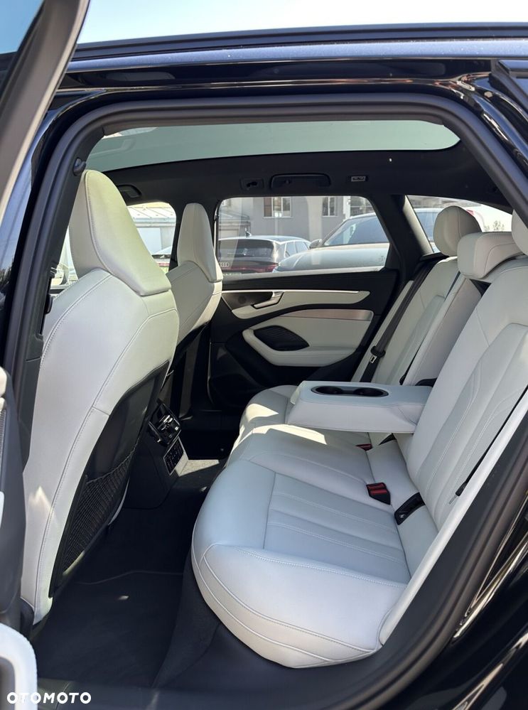 Audi A6 Avant - 20