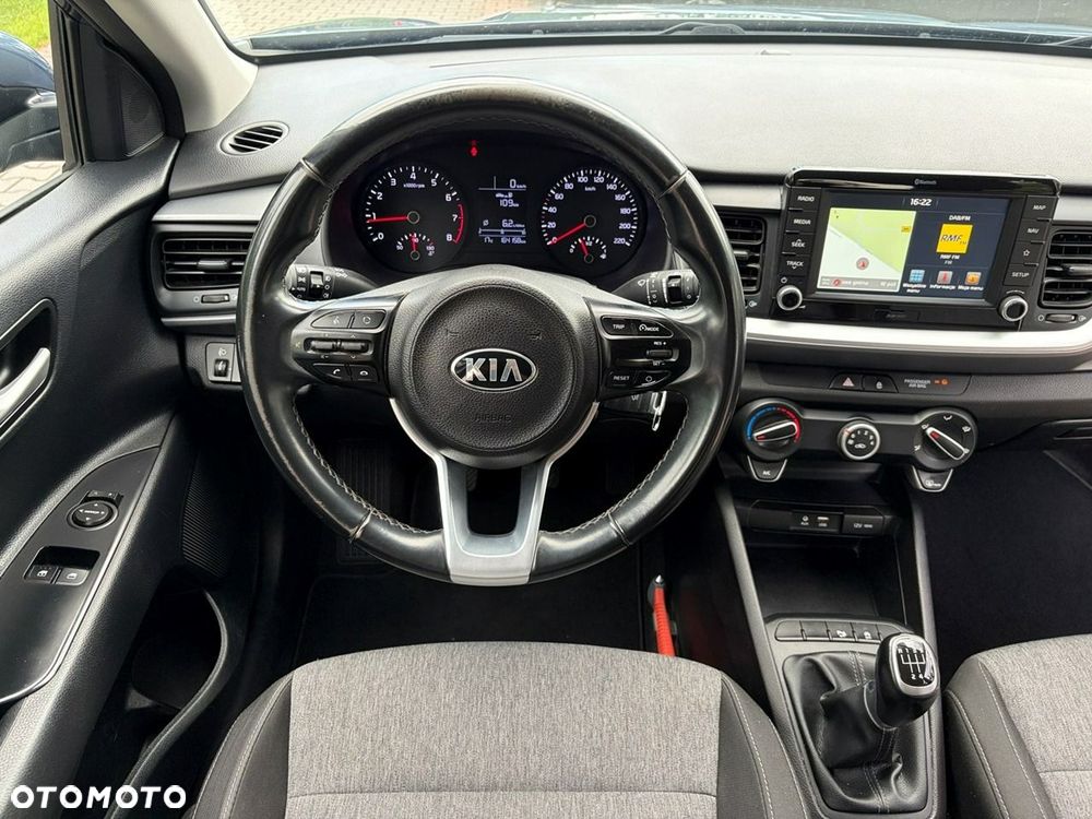 Kia Stonic - 16