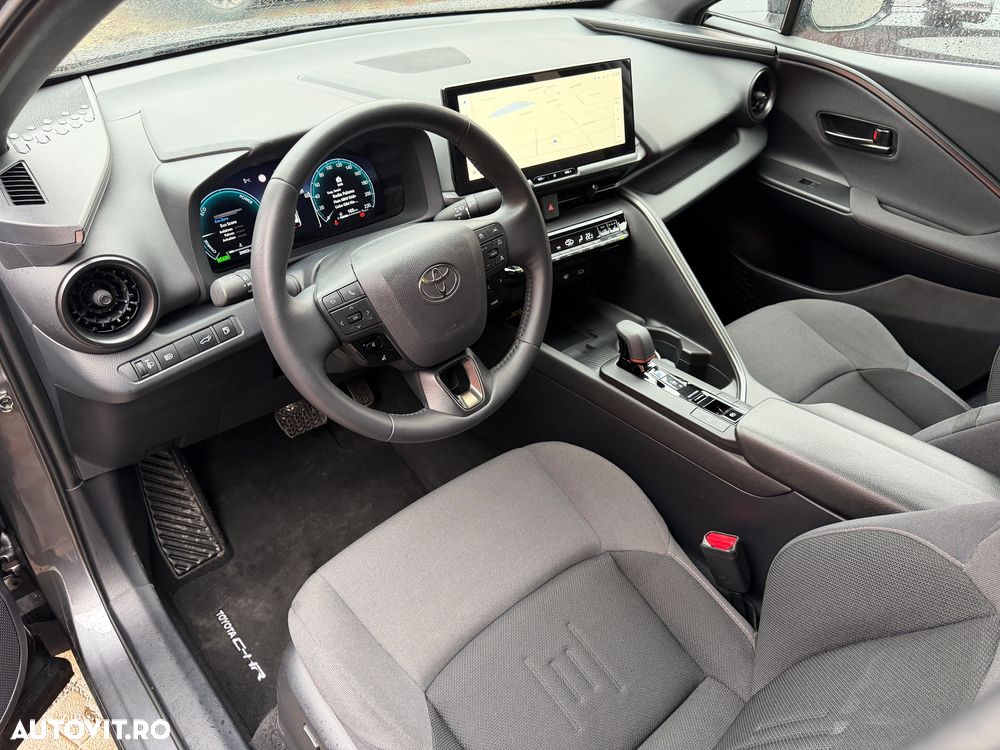 Toyota C-HR 1.8 Hybrid Team Deutschland - 8