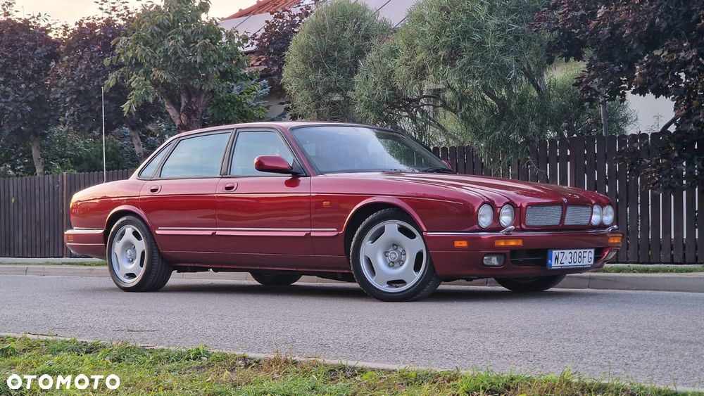 Jaguar XJR 4.0 - 4
