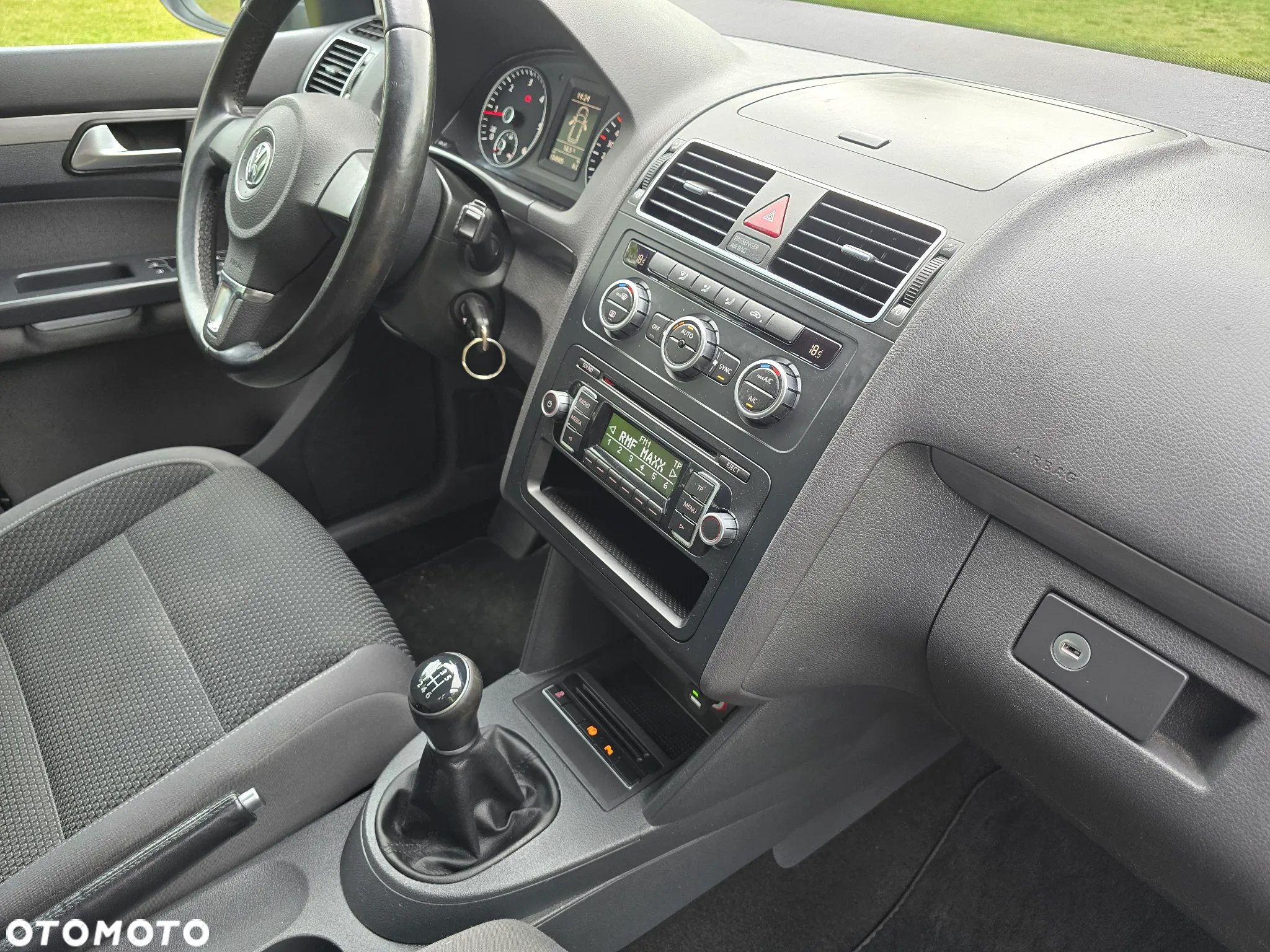 Volkswagen Touran 2.0 TDI DPF Comfortline Perfectline - 28