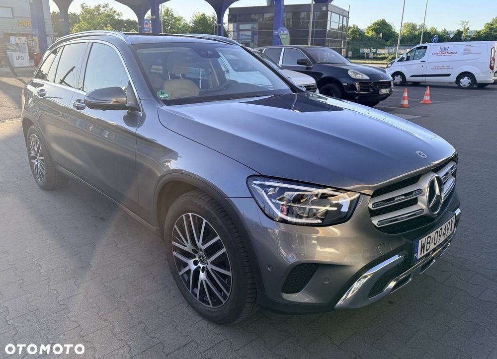 Mercedes-Benz GLC 200 4-Matic - 4