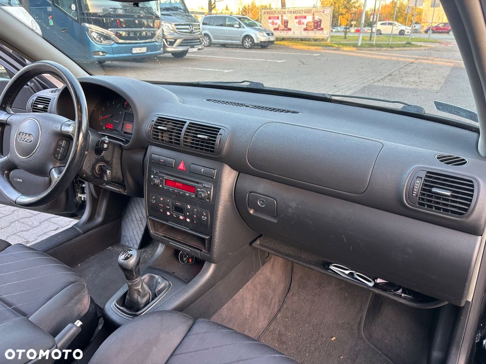 Audi A3 Sportback - 12