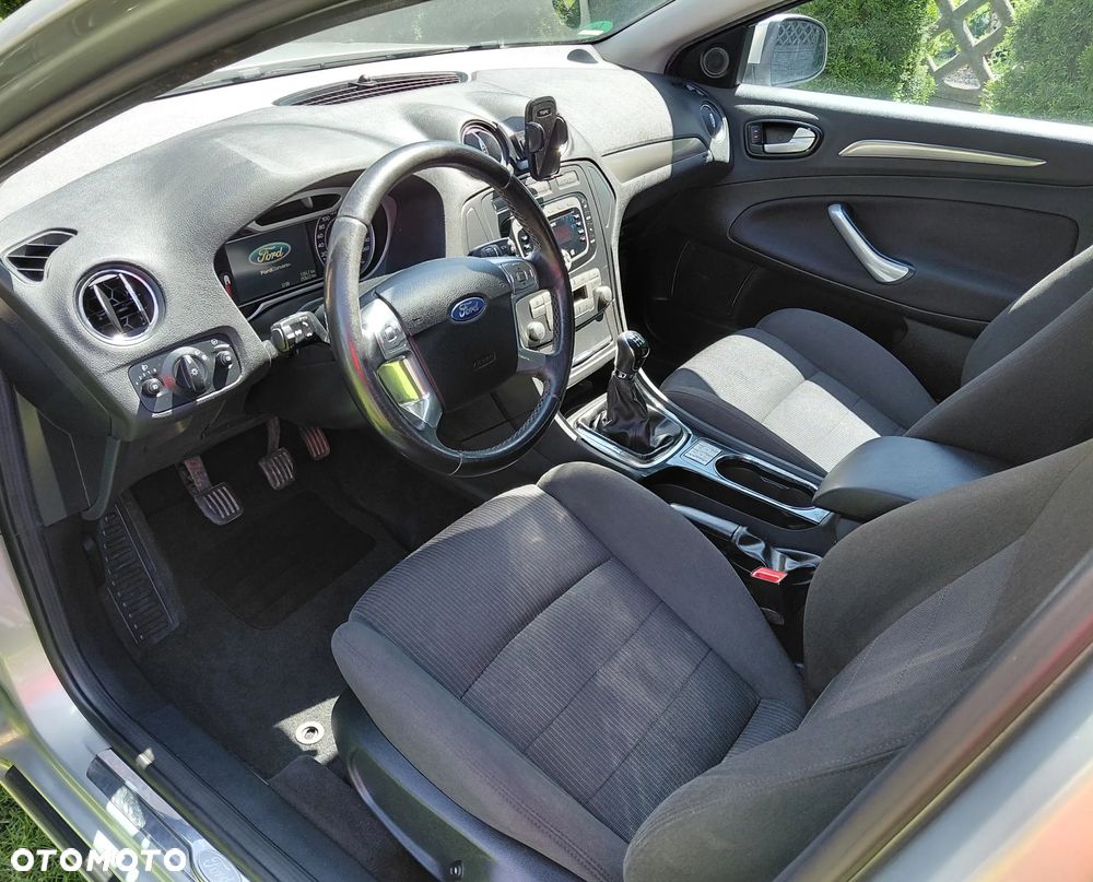 Ford Mondeo 2.0 Viva Titanium - 12