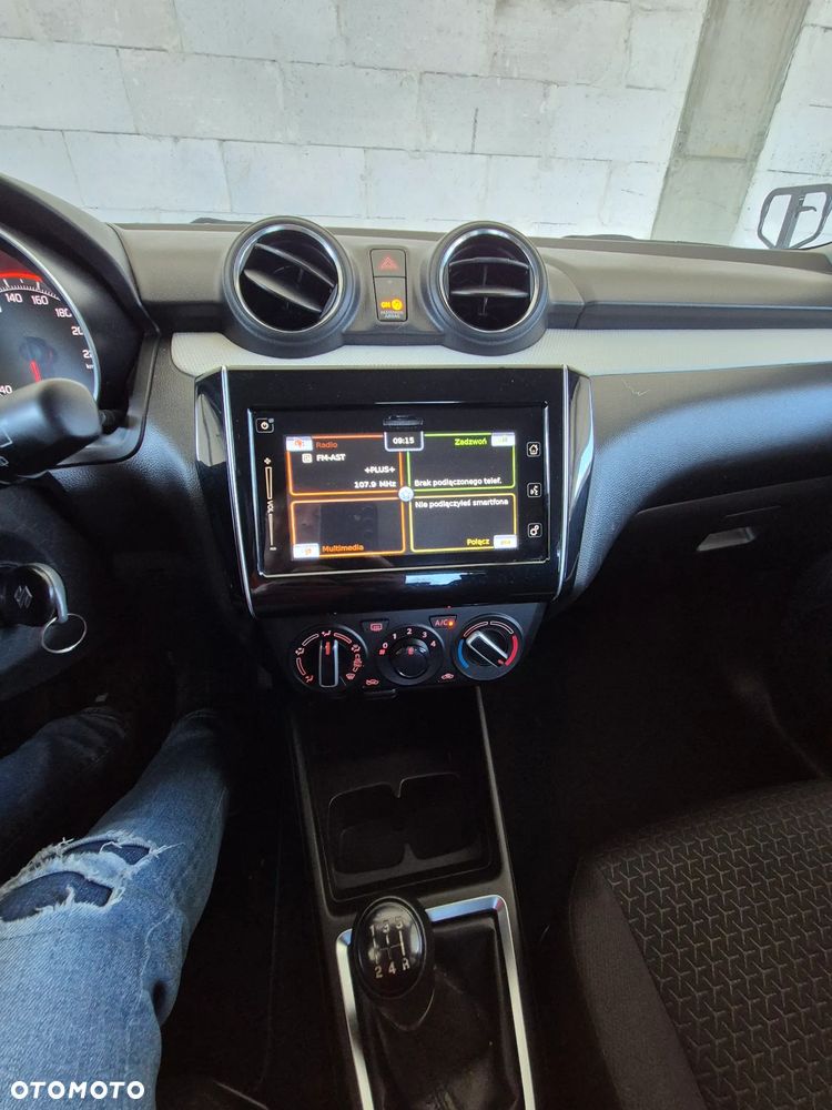 Suzuki Swift 1.2 Dualjet Comfort - 10