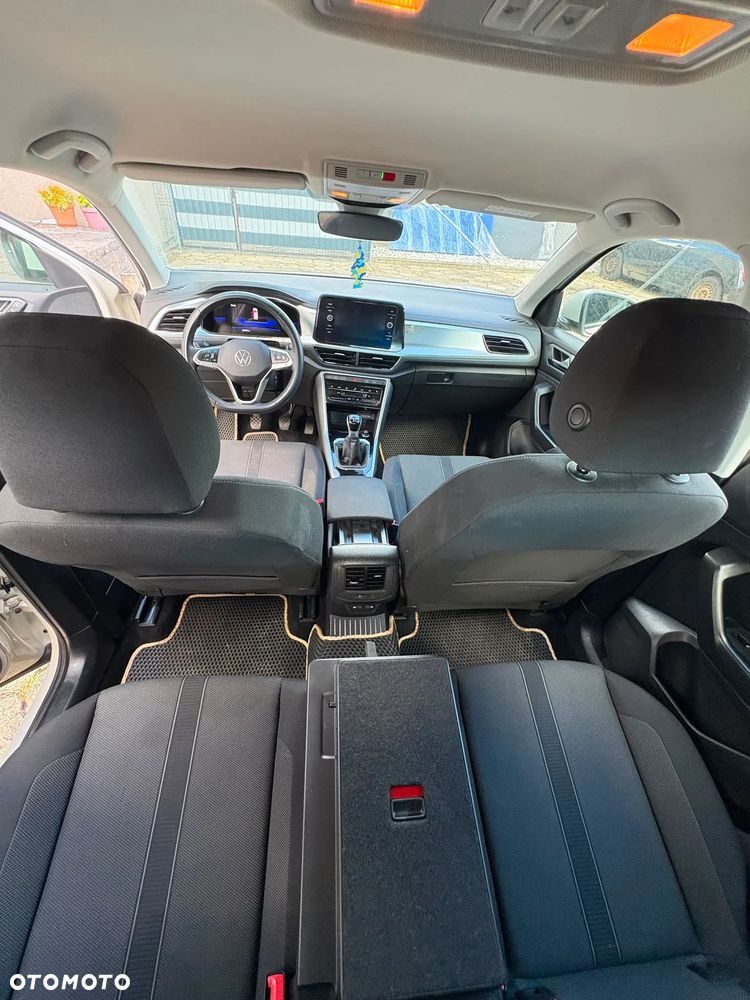Volkswagen T-Roc - 9