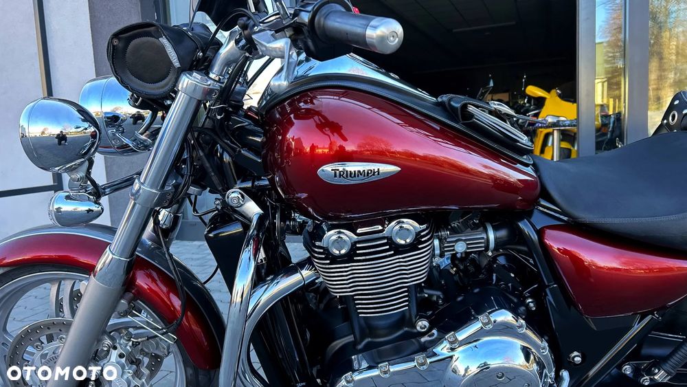 Triumph Thunderbird - 14