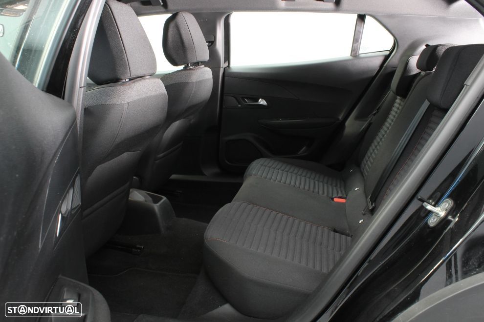 Peugeot 2008 1.2 PureTech Active Pack - 23