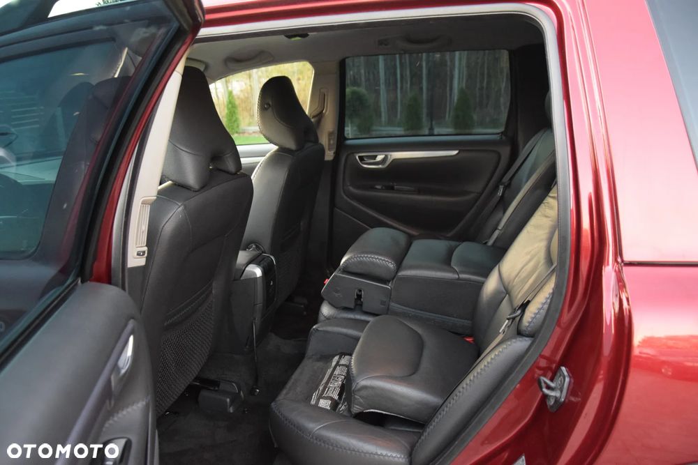 Volvo XC 70 AWD Summum - 22