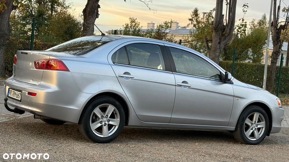 Mitsubishi Lancer - 18